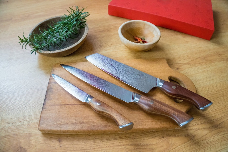 Japanese vs. Western Knives: Which One Belongs in Your Kitchen?