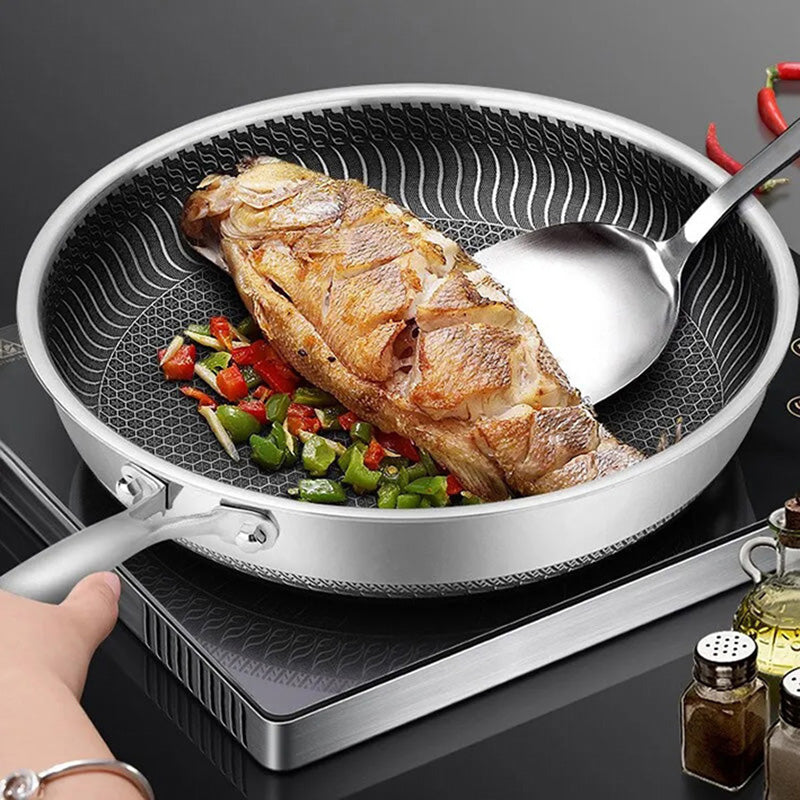 Detailed image of honeycomb non-stick technology for smooth food release.