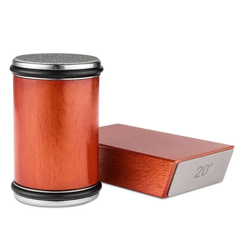 High-quality sharpener knife with 2 grinding angle settings